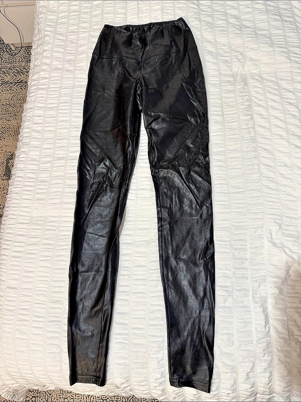 Aritzia Faux Leather Leggings Black Size XS